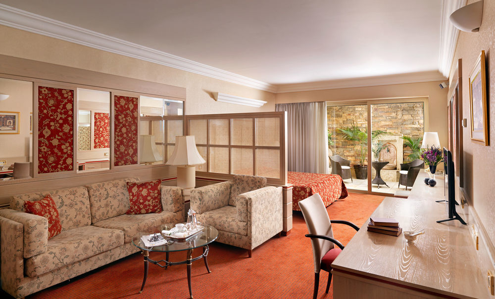 Holiday Suites Atina Dış mekan fotoğraf