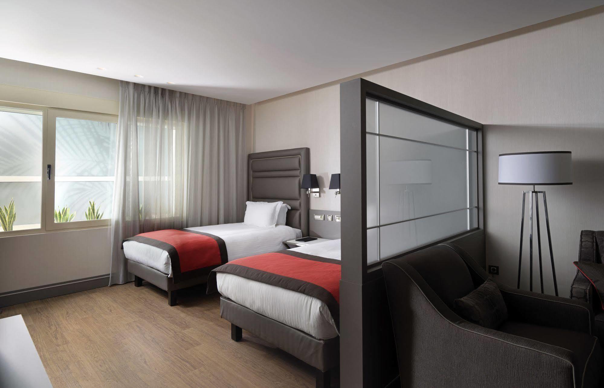 Holiday Suites Atina Dış mekan fotoğraf